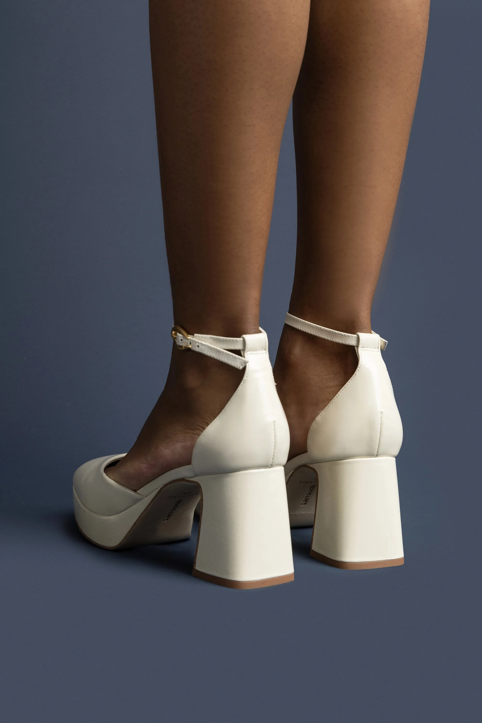 Ari Verona Low Pump In Ivory Box Leather