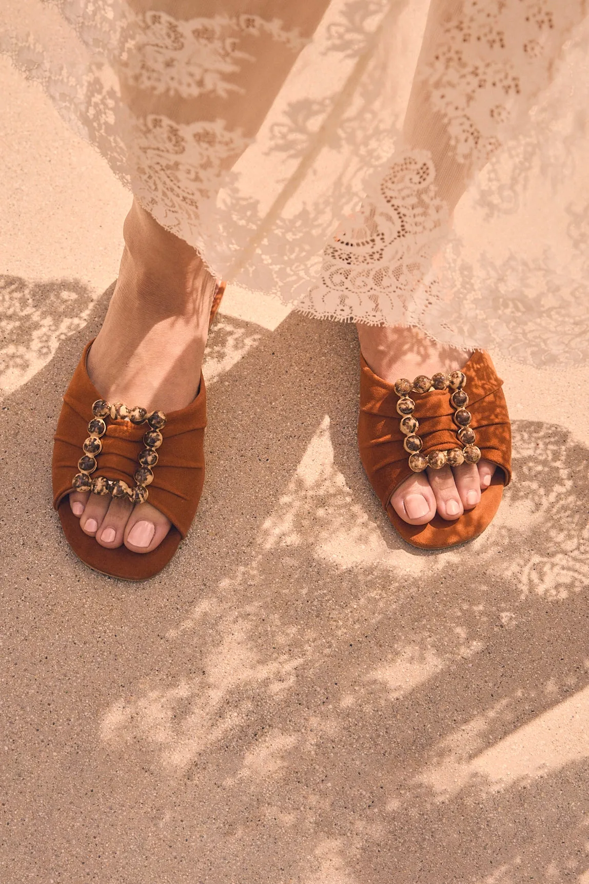 Chloe Gosselin by Larroud?? Nova Flat In Chestnut Suede