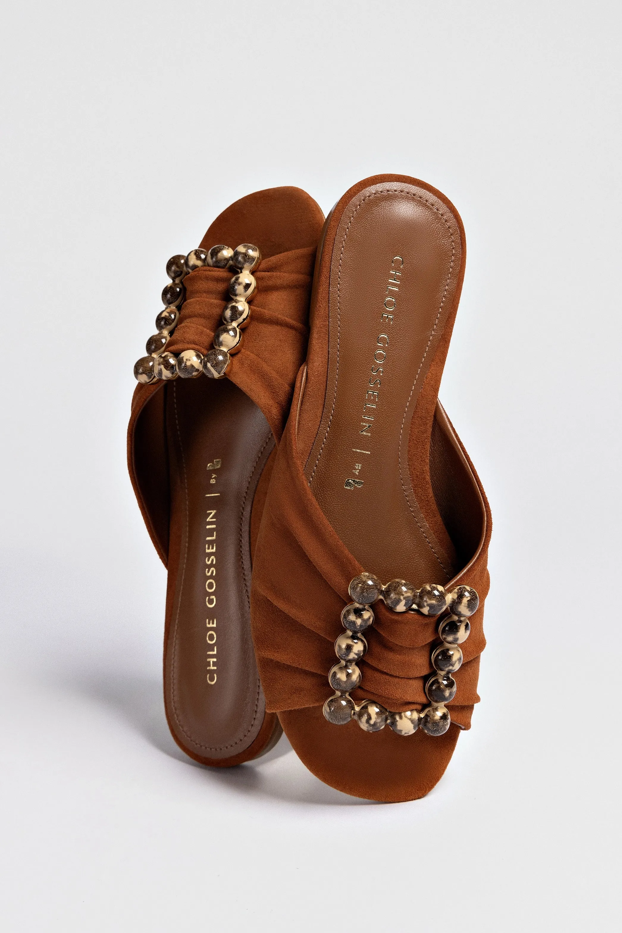 Chloe Gosselin by Larroud?? Nova Flat In Chestnut Suede