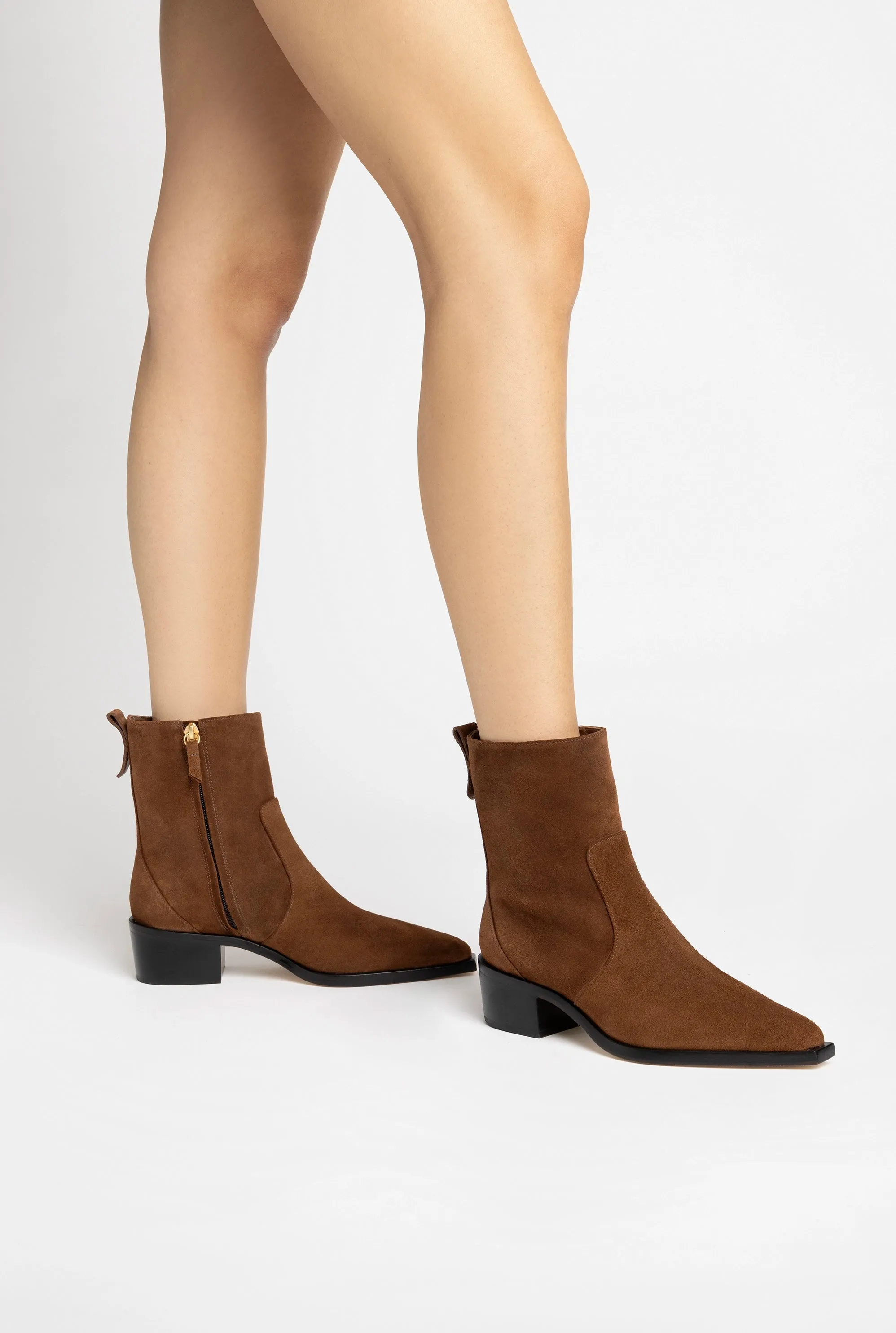 James Low Boot In Burnt Umber Suede