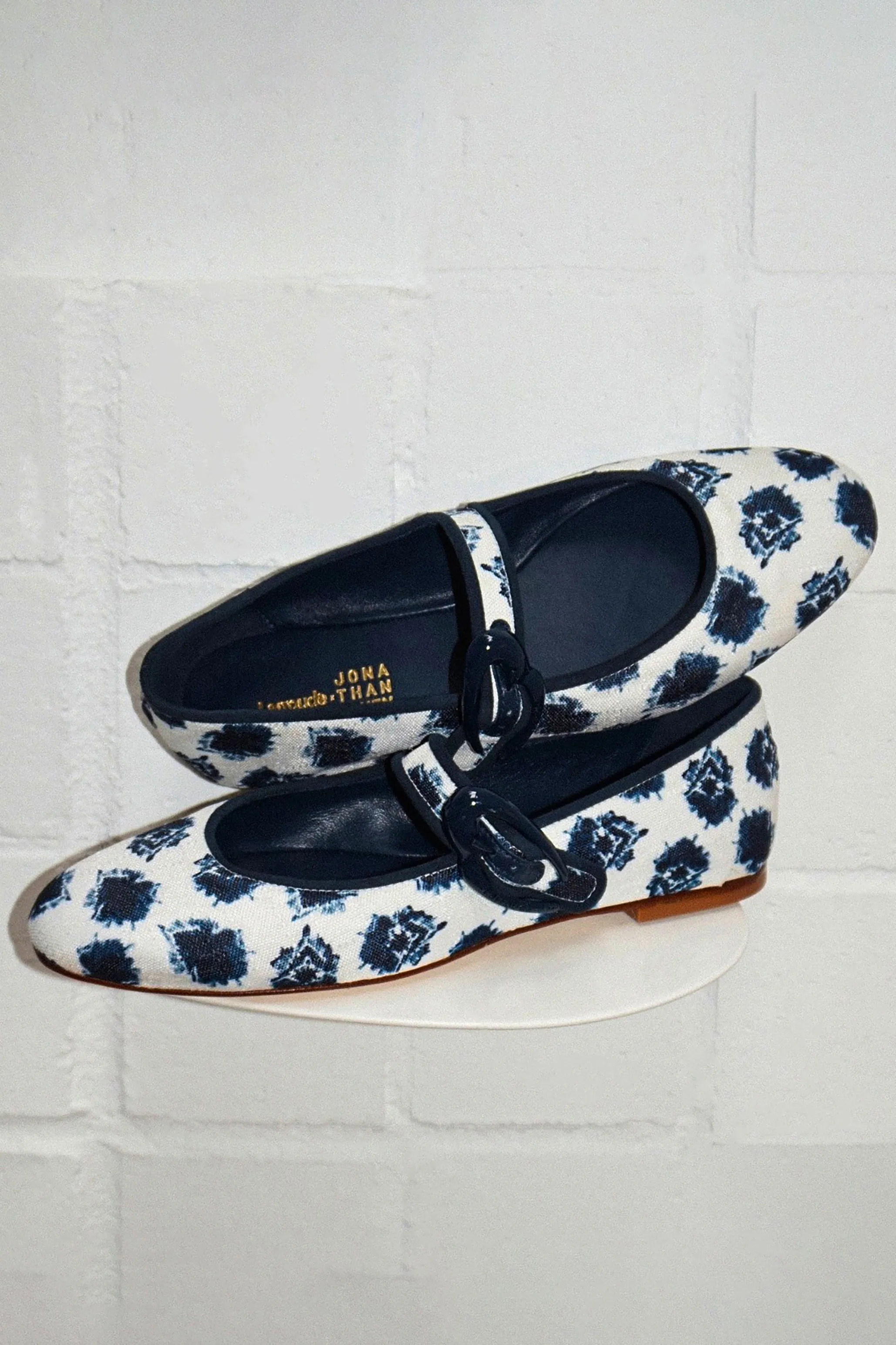 Larroud?? x Jonathan Cohen Verona Ballet Flat In Tiedye Ocean Linen