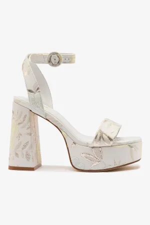 Larroud?? x Markarian Dolly Sandal In Yvette Ivory Brocade